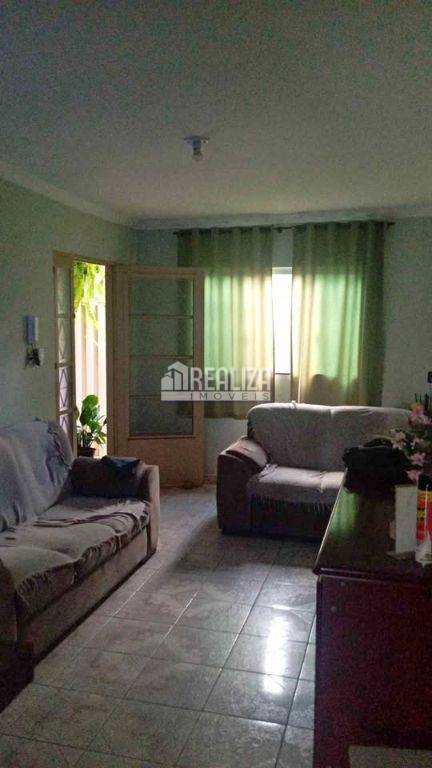 Casa, 3 quartos, 96 m² - Foto 1