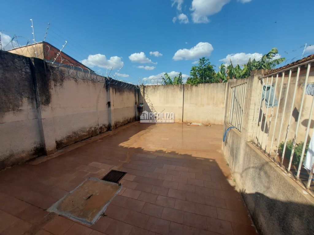 Casa, 4 quartos, 300 m² - Foto 18