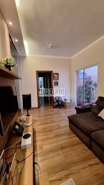 Casa, 3 quartos, 139 m² - Foto 1