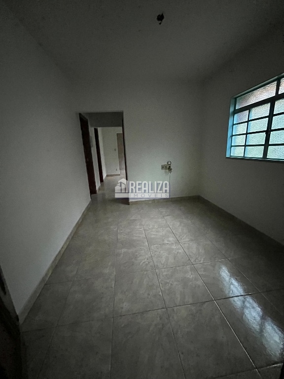 Casa, 2 quartos, 150 m² - Foto 4