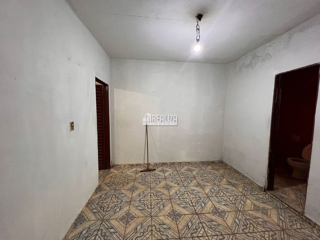 Casa, 1 quarto, 130 m² - Foto 1