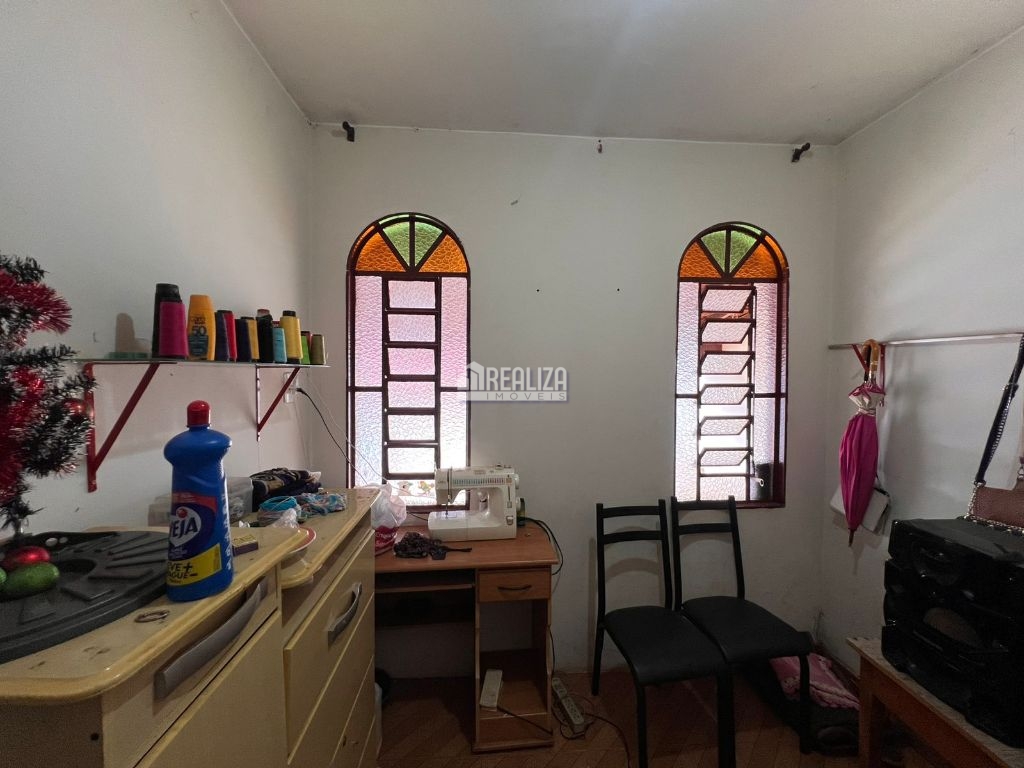 Casa, 5 quartos, 140 m² - Foto 3