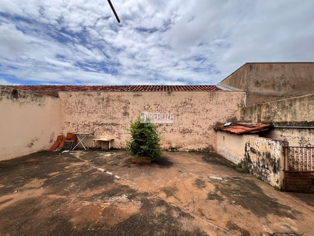 Casa, 4 quartos, 268 m² - Foto 5