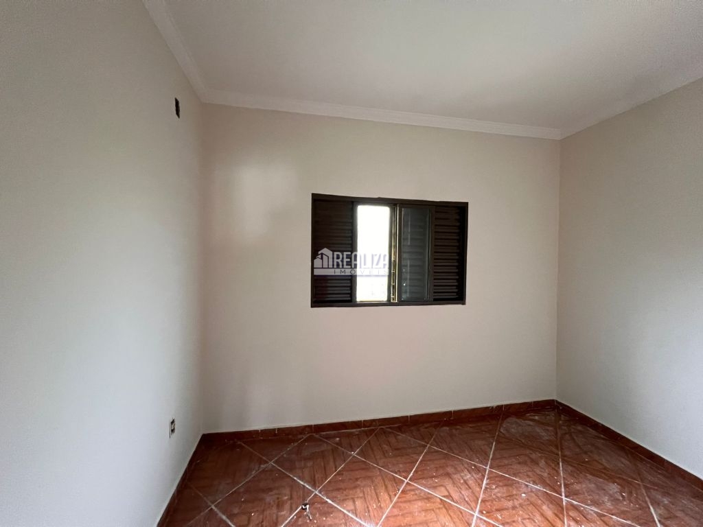 Casa, 6 quartos, 110 m² - Foto 4