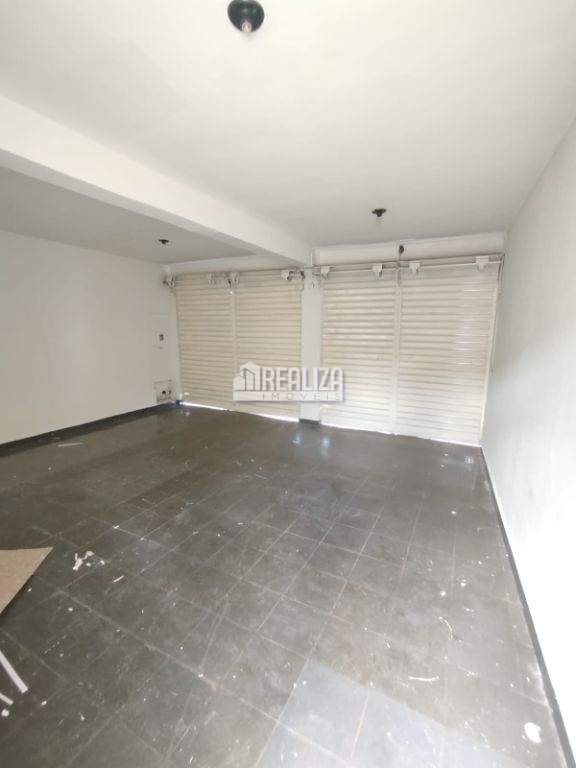 Casa, 5 quartos, 214 m² - Foto 2