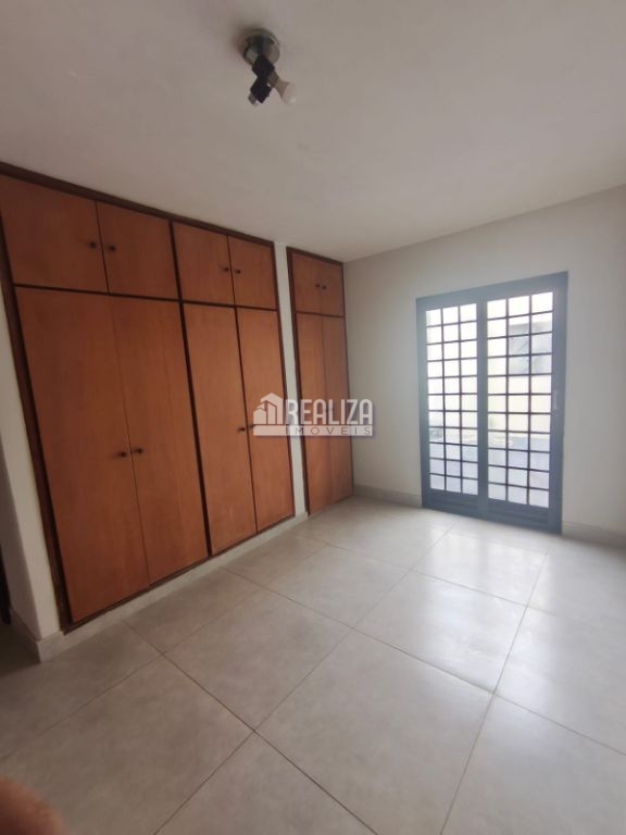 Casa, 4 quartos, 159 m² - Foto 4