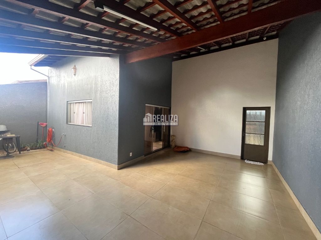Casa, 3 quartos, 164 m² - Foto 1