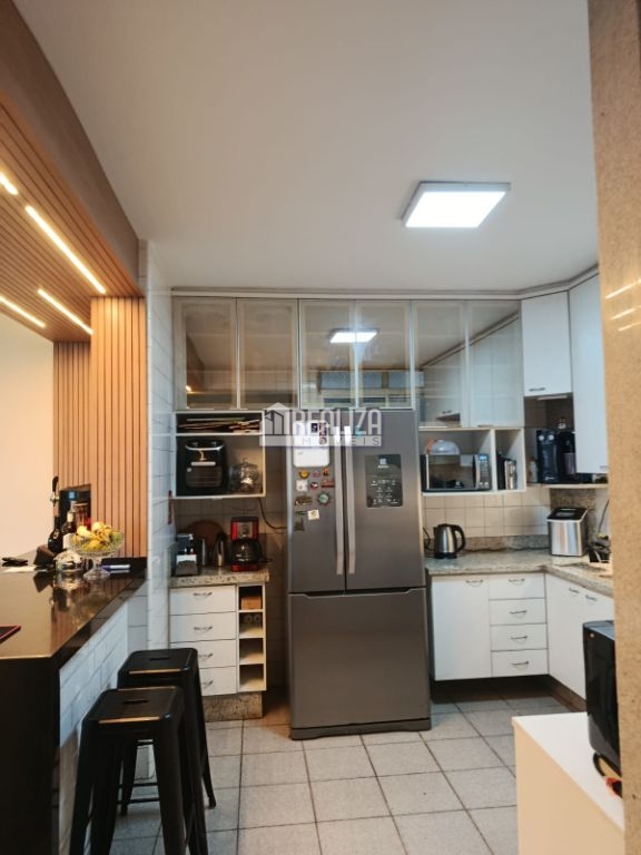 Apartamento, 4 quartos, 250 m² - Foto 19