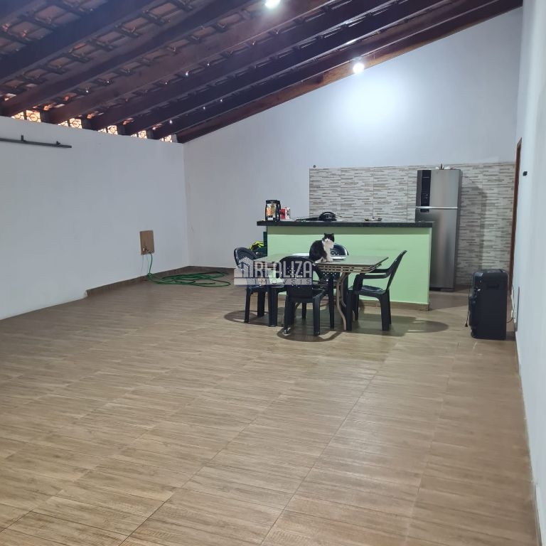 Casa, 2 quartos, 89 m² - Foto 1