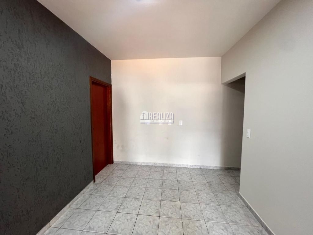 Casa, 2 quartos, 112 m² - Foto 1