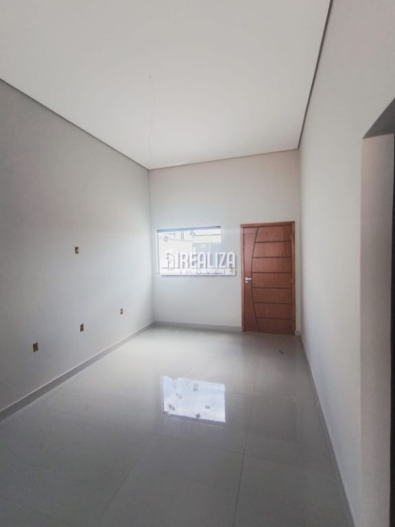 Casa, 3 quartos, 74 m² - Foto 2