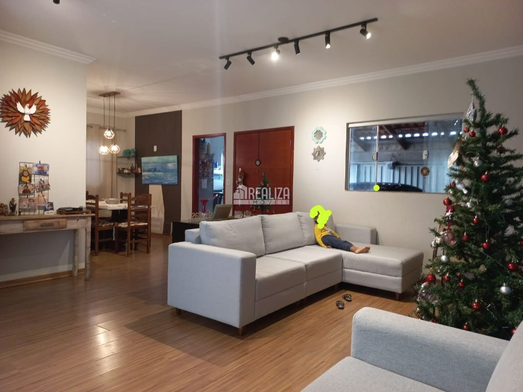 Casa, 3 quartos, 160 m² - Foto 1