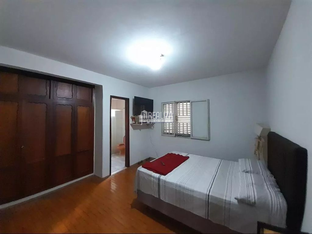 Apartamento, 3 quartos, 160 m² - Foto 2