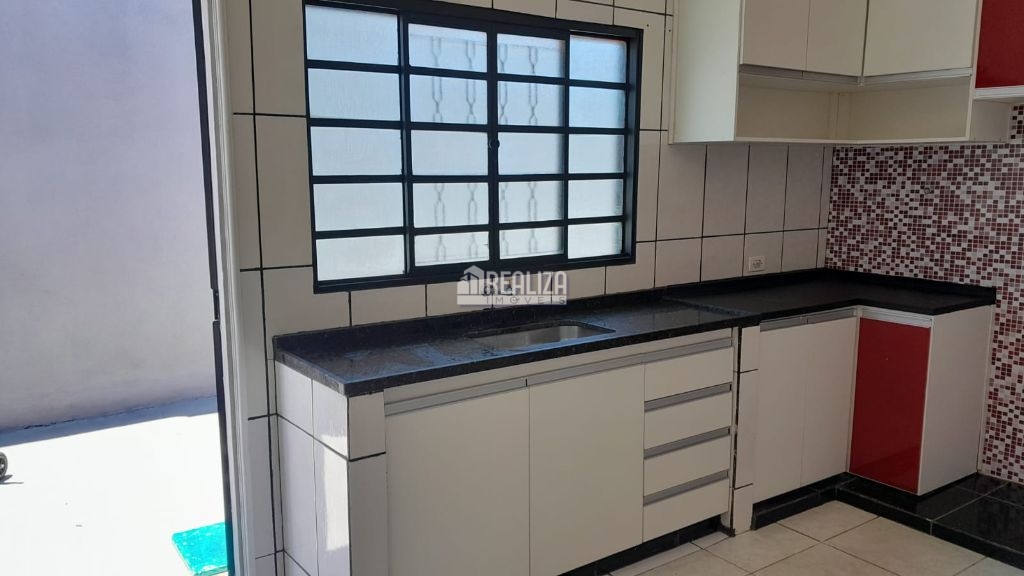 Casa, 3 quartos, 136 m² - Foto 2