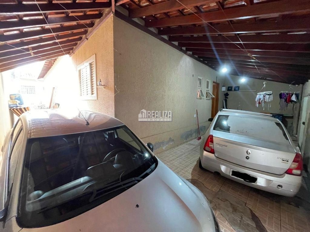 Casa, 3 quartos, 200 m² - Foto 13