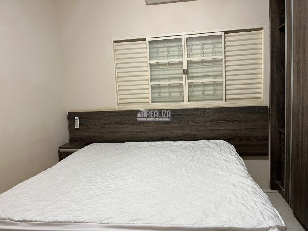 Casa, 4 quartos, 160 m² - Foto 2