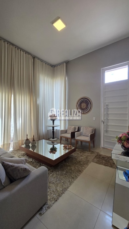 Casa, 3 quartos, 180 m² - Foto 3