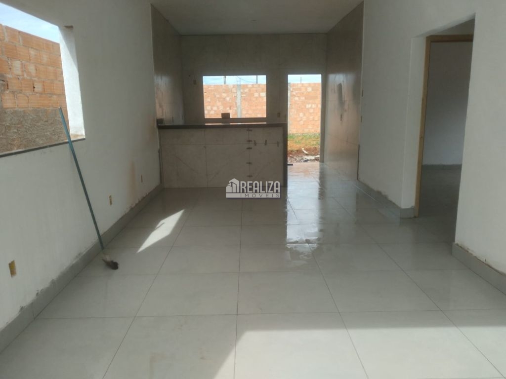 Casa, 2 quartos, 77 m² - Foto 1