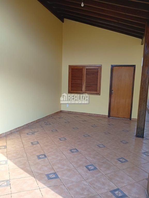 Casa, 3 quartos, 180 m² - Foto 2