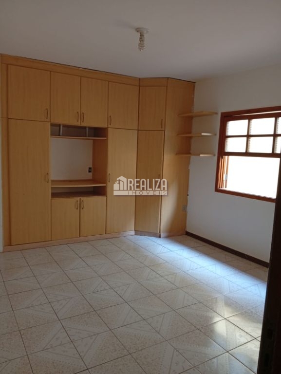 Casa, 3 quartos, 180 m² - Foto 4