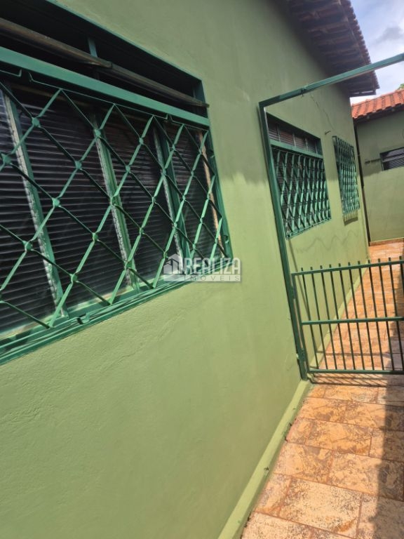 Casa, 2 quartos, 118 m² - Foto 2