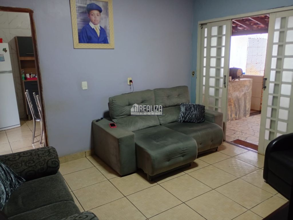 Casa, 2 quartos, 108 m² - Foto 1