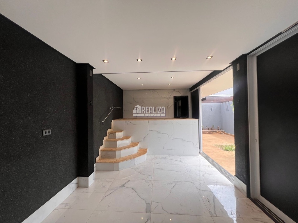 Casa, 3 quartos, 190 m² - Foto 3