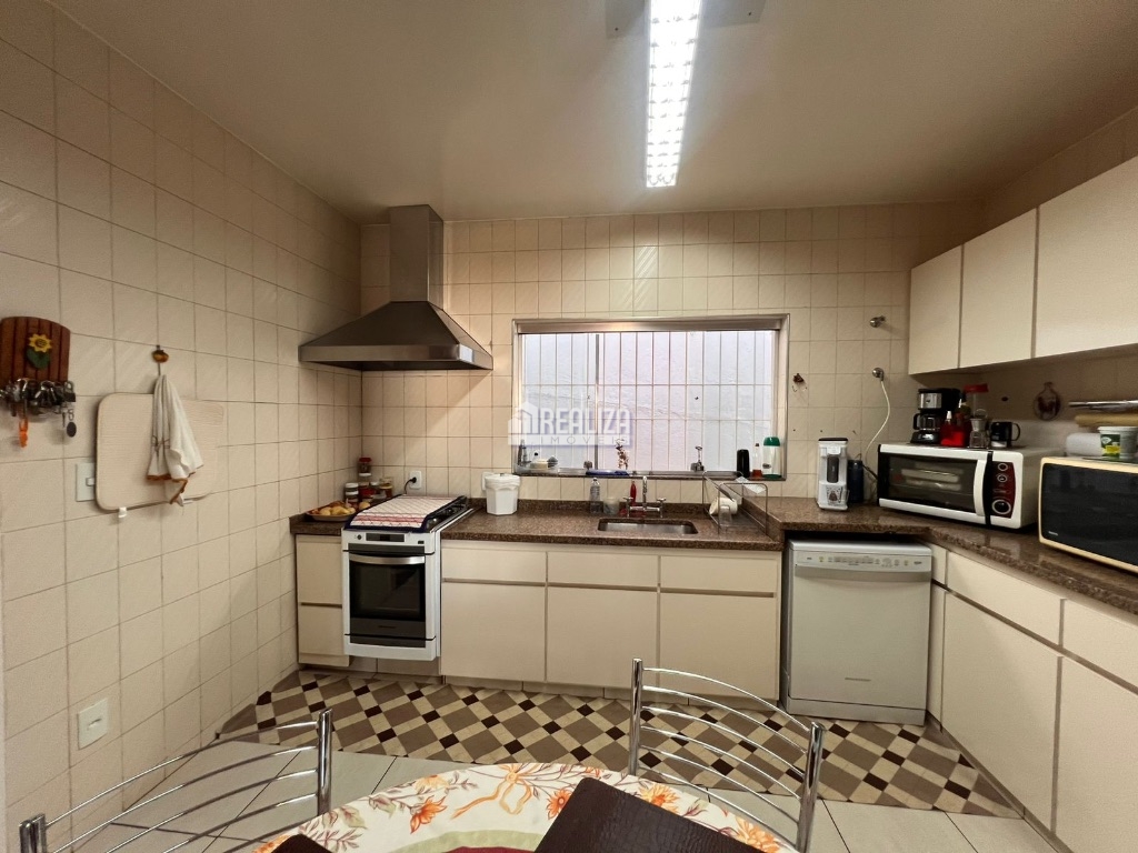 Casa, 5 quartos, 330 m² - Foto 5