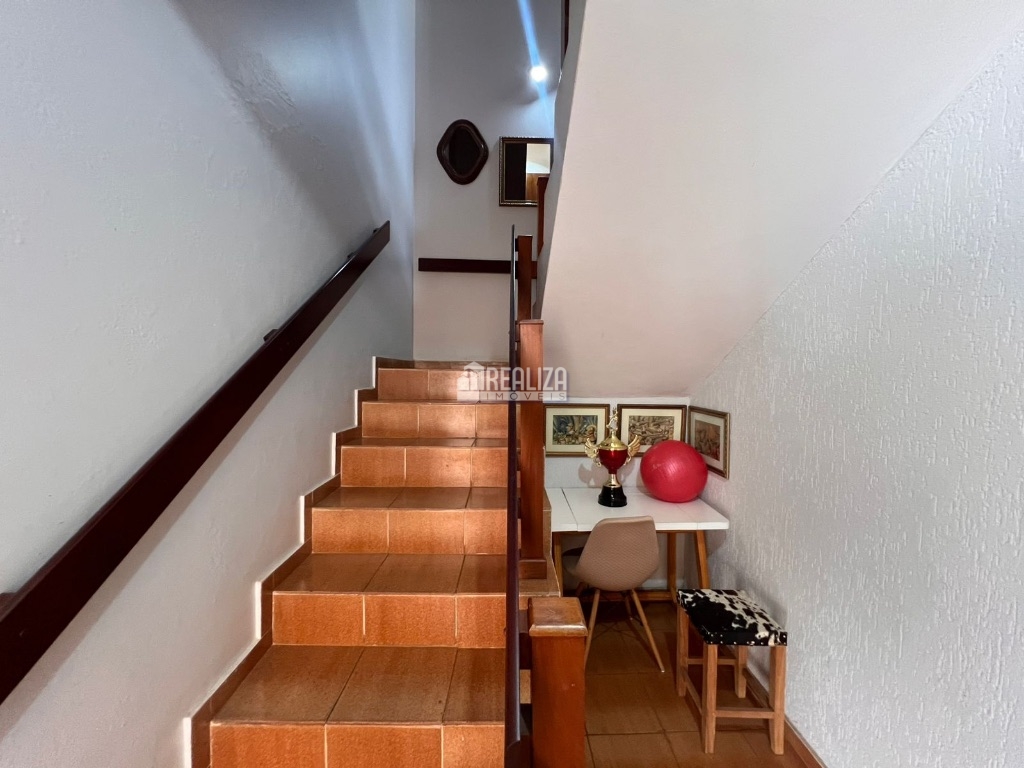 Casa, 5 quartos, 330 m² - Foto 28