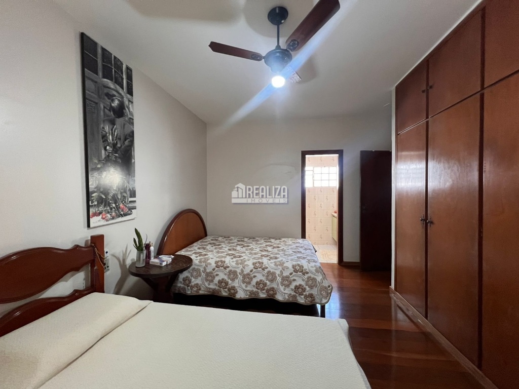 Casa, 5 quartos, 330 m² - Foto 7