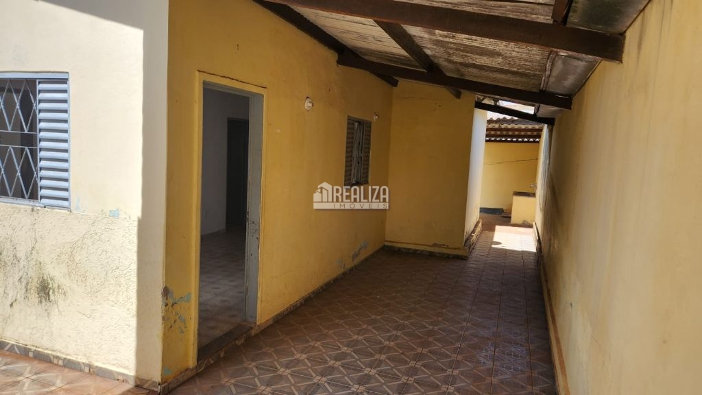 Casa, 3 quartos, 70 m² - Foto 2
