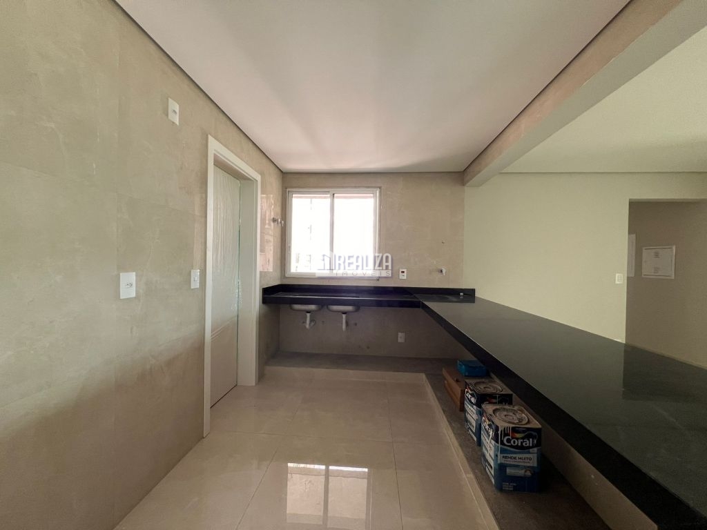 Apartamento, 3 quartos, 125 m² - Foto 2