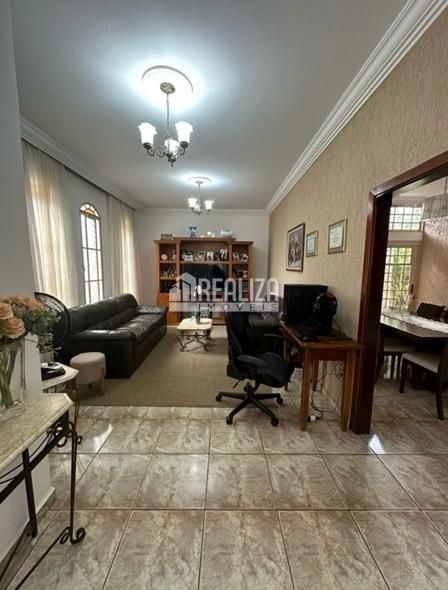 Casa, 3 quartos, 268 m² - Foto 17