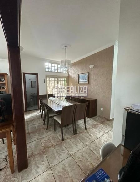 Casa, 3 quartos, 268 m² - Foto 5