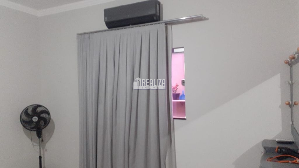 Casa, 3 quartos, 220 m² - Foto 3