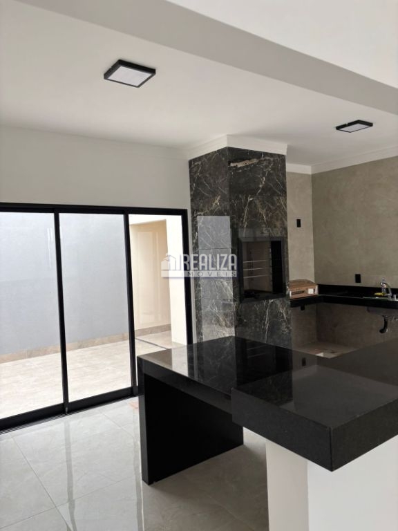 Casa, 3 quartos, 148 m² - Foto 2