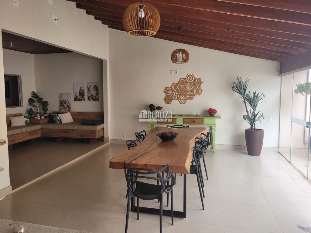 Casa, 3 quartos, 250 m² - Foto 21