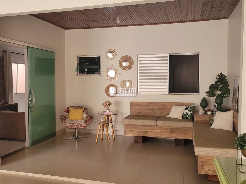 Casa, 3 quartos, 250 m² - Foto 17