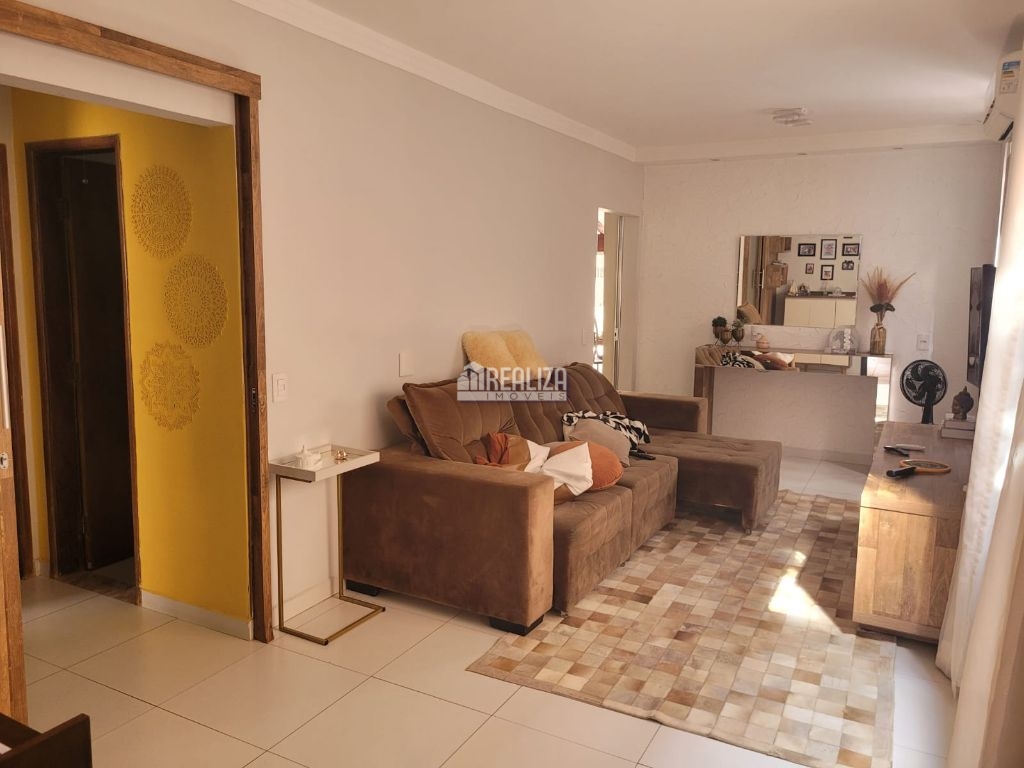 Casa, 3 quartos, 250 m² - Foto 4