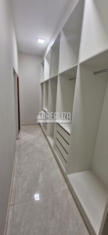 Casa, 3 quartos, 190 m² - Foto 2