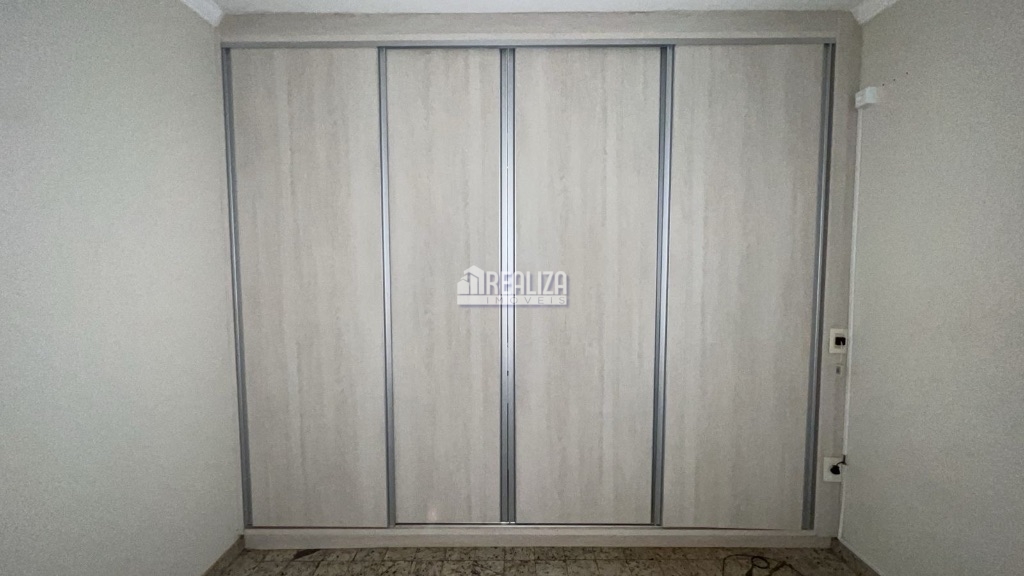 Casa, 4 quartos, 252 m² - Foto 4