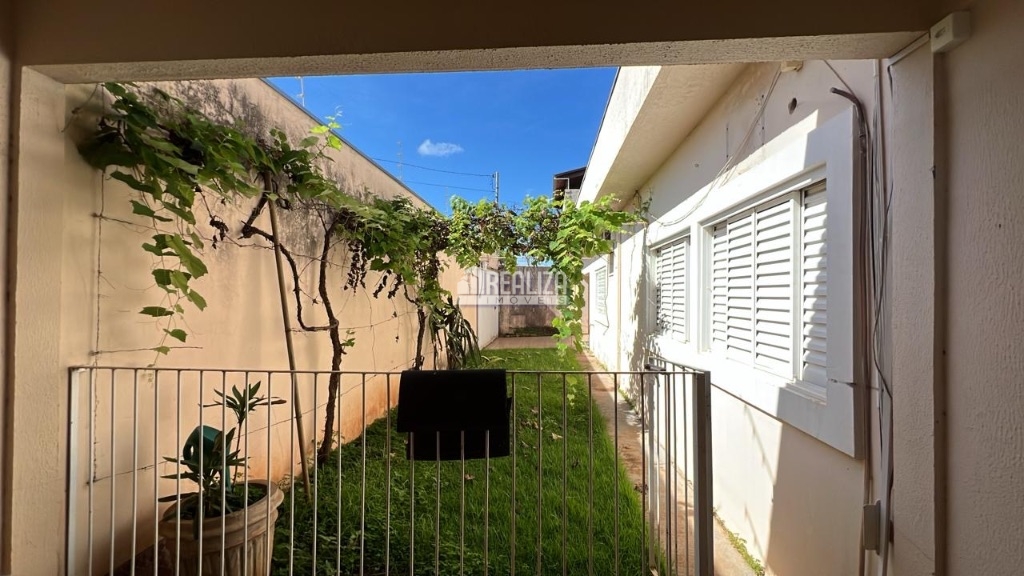 Casa, 4 quartos, 252 m² - Foto 21