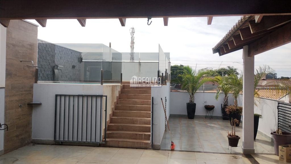 Casa, 6 quartos - Foto 1