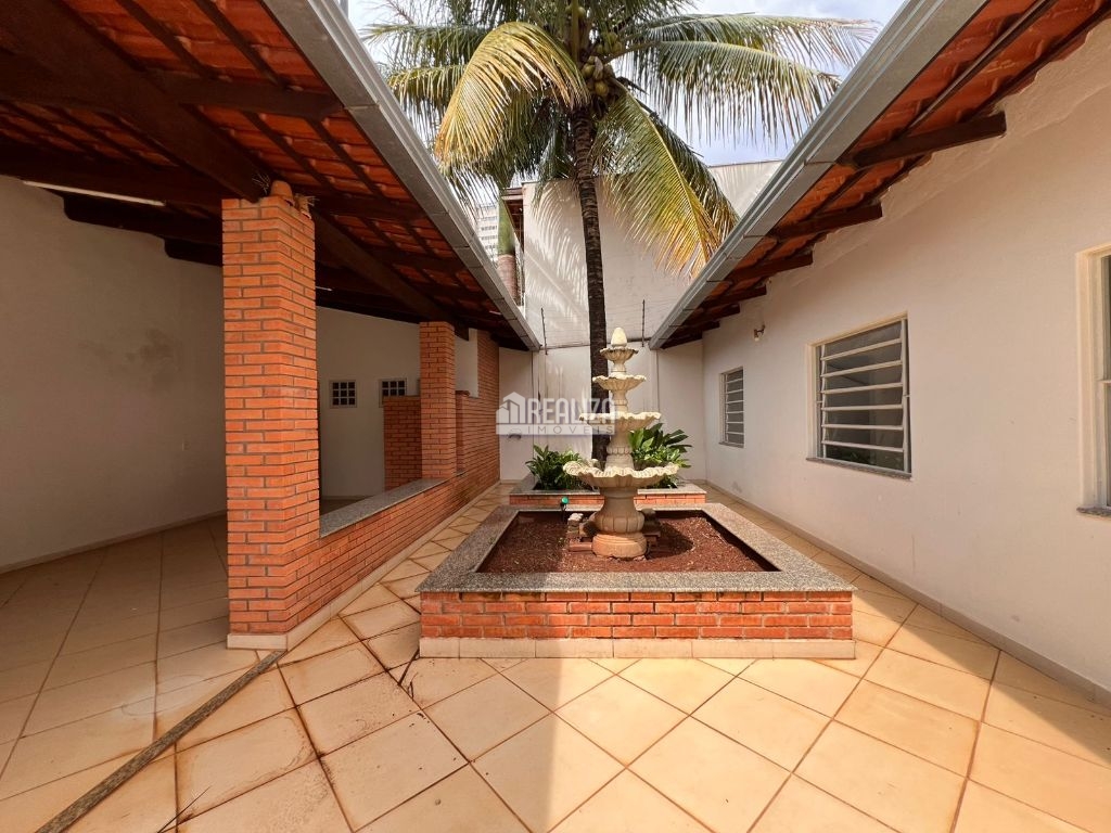 Casa, 5 quartos, 560 m² - Foto 2