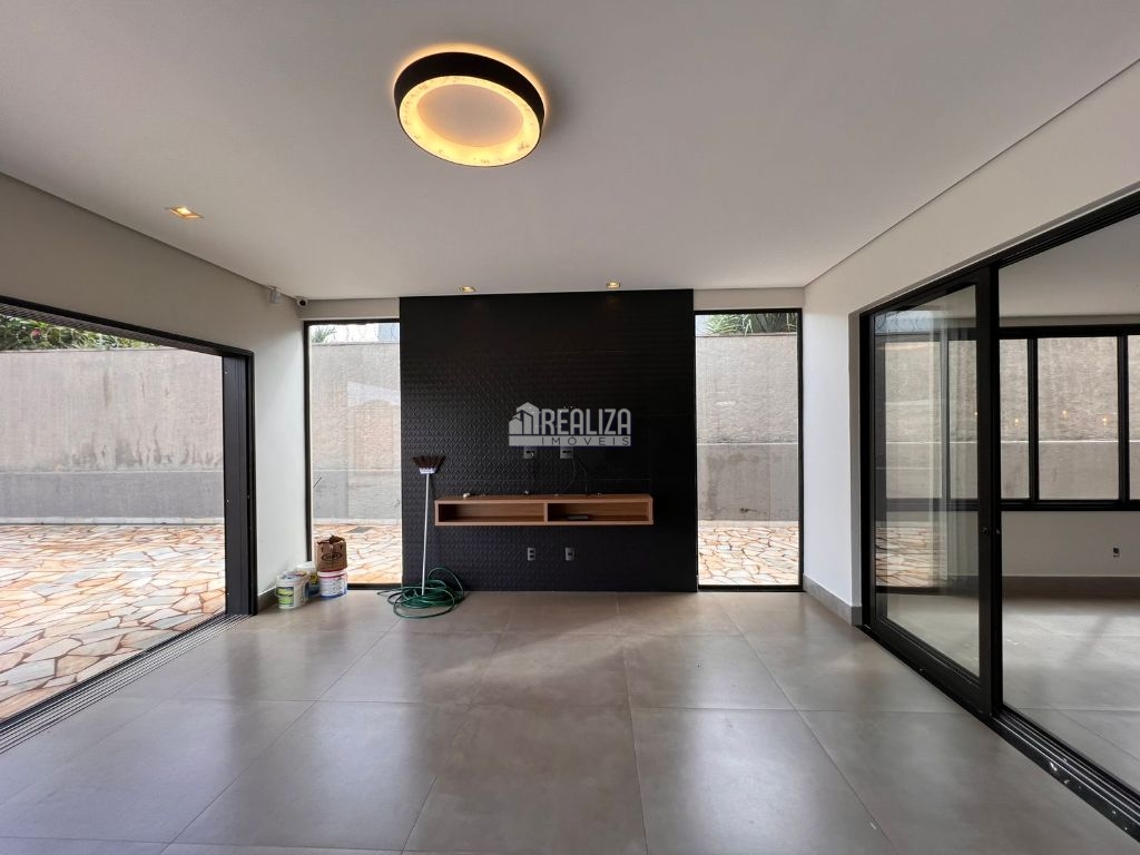 Casa, 4 quartos, 318 m² - Foto 26