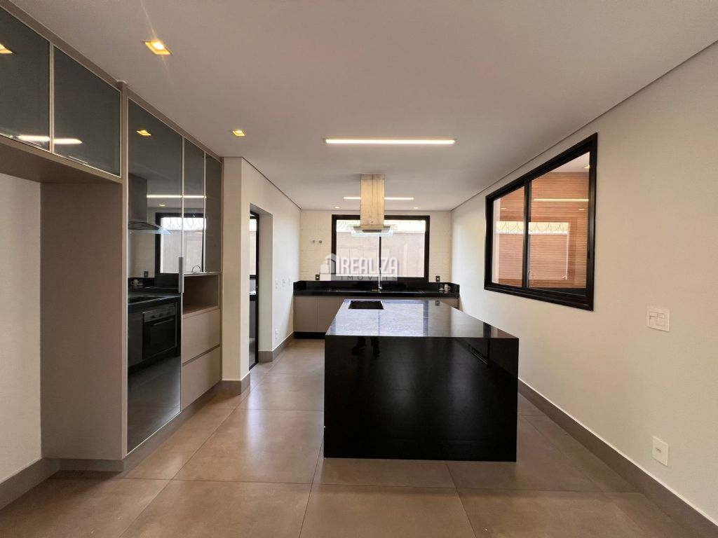 Casa, 4 quartos, 318 m² - Foto 34
