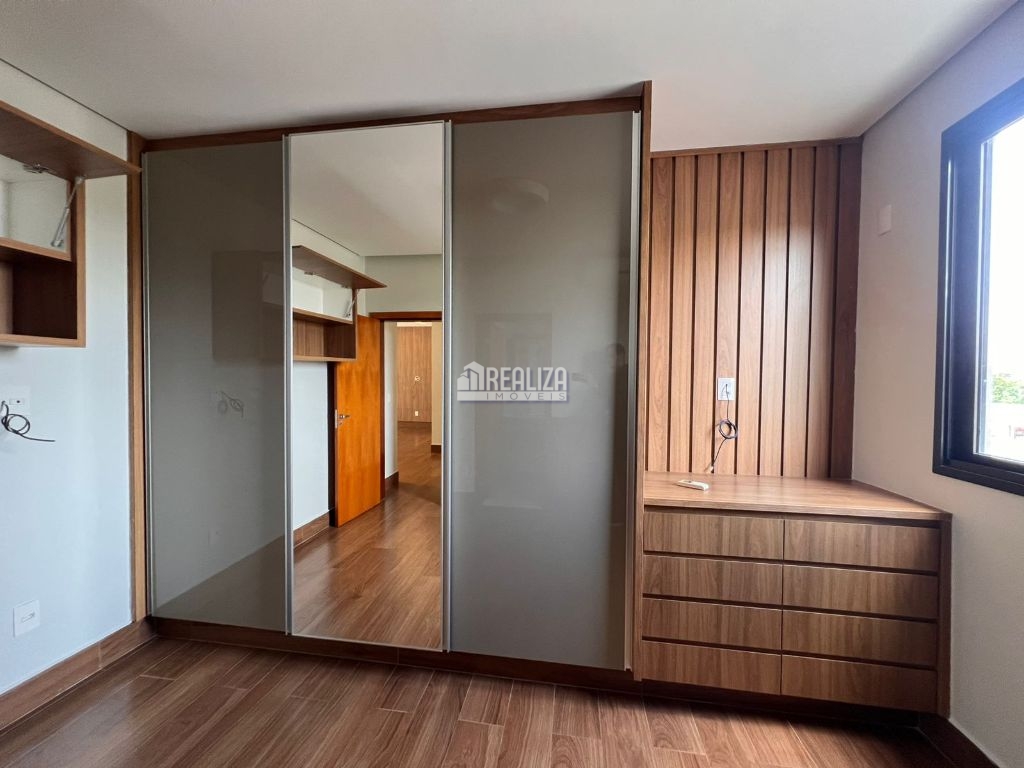Casa, 4 quartos, 318 m² - Foto 11