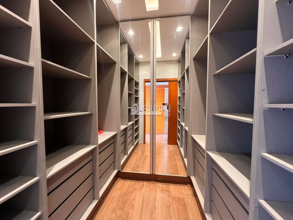 Casa, 4 quartos, 318 m² - Foto 16