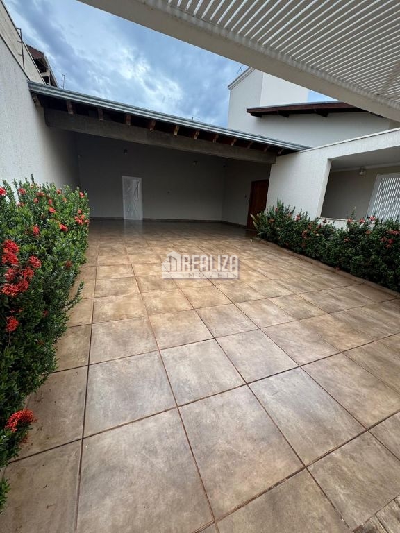 Casa, 4 quartos, 280 m² - Foto 3