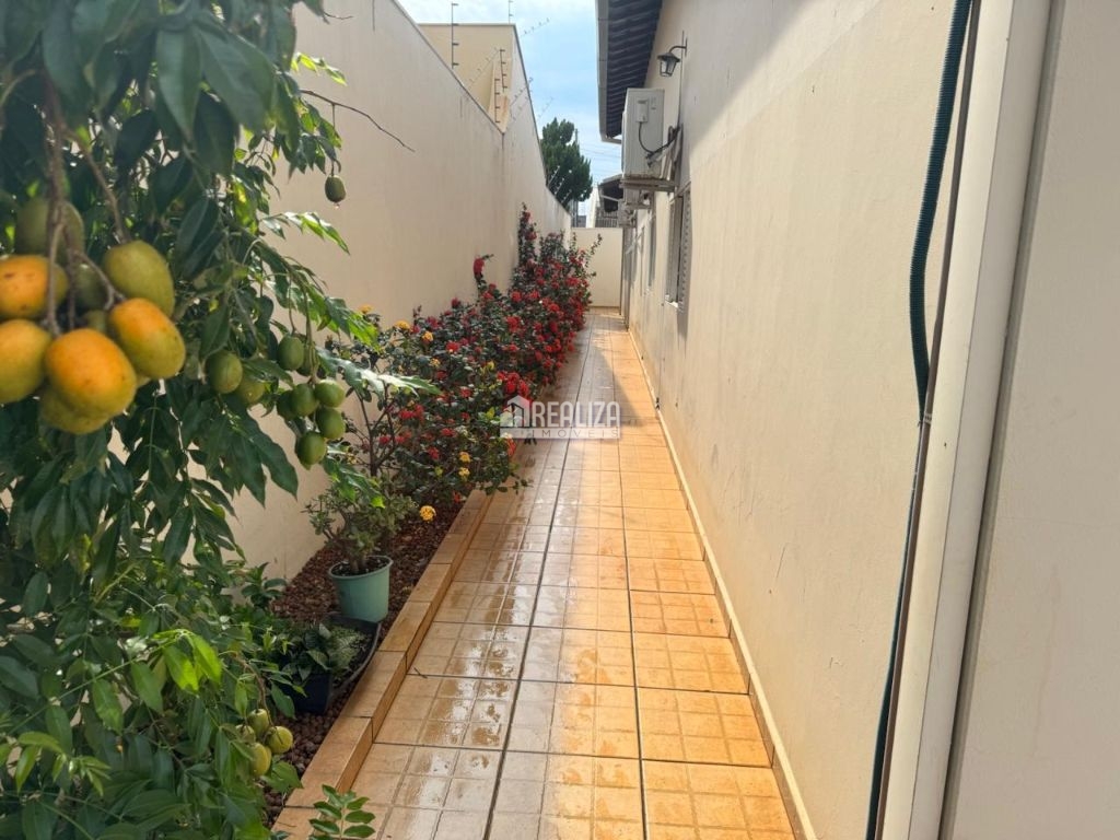 Casa, 4 quartos, 280 m² - Foto 8